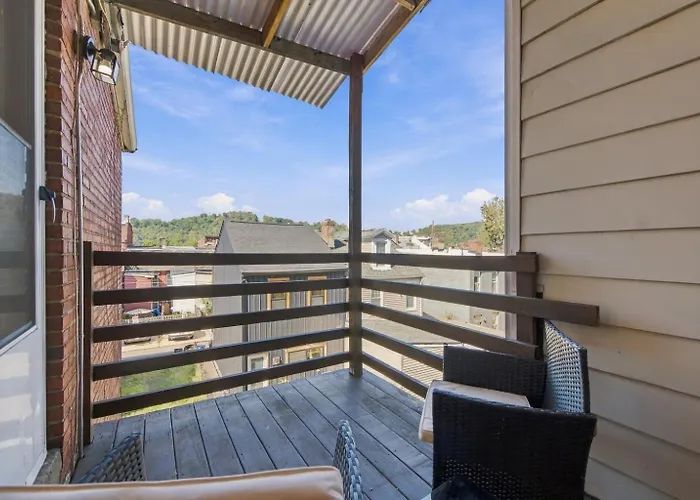 Apartment 1br 1bath Lawrenceville Entire Pittsburgh